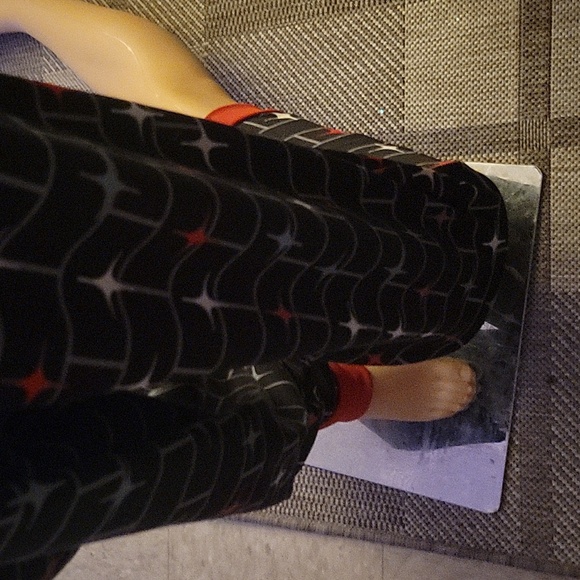 Holiday onesie size large.  Battery needs to be exchanged - Picture 8 of 12